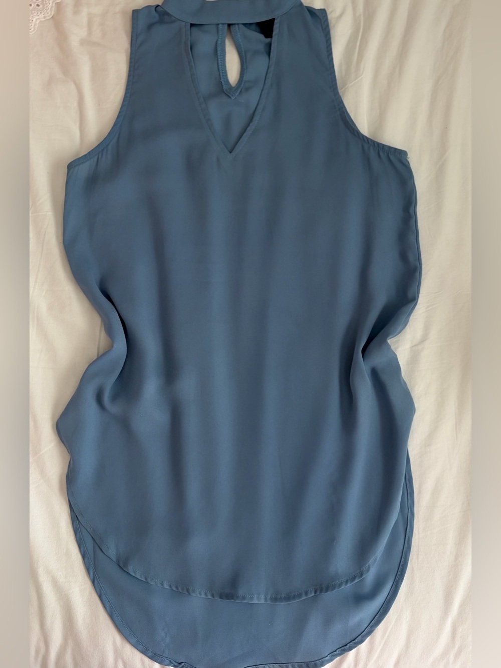 BKE Hi-Low Choker Sleeveless Top Size Small